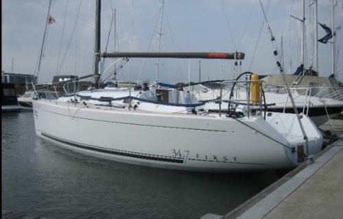 Beneteau First 34.7